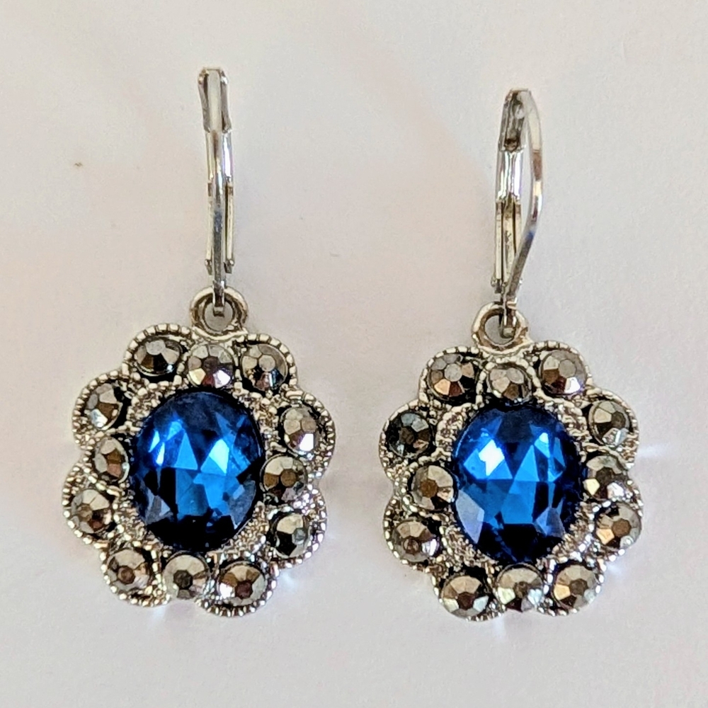 Monet Blue Crystal Drop Earrings Silver Floral Cluster Leverback Vintage Style